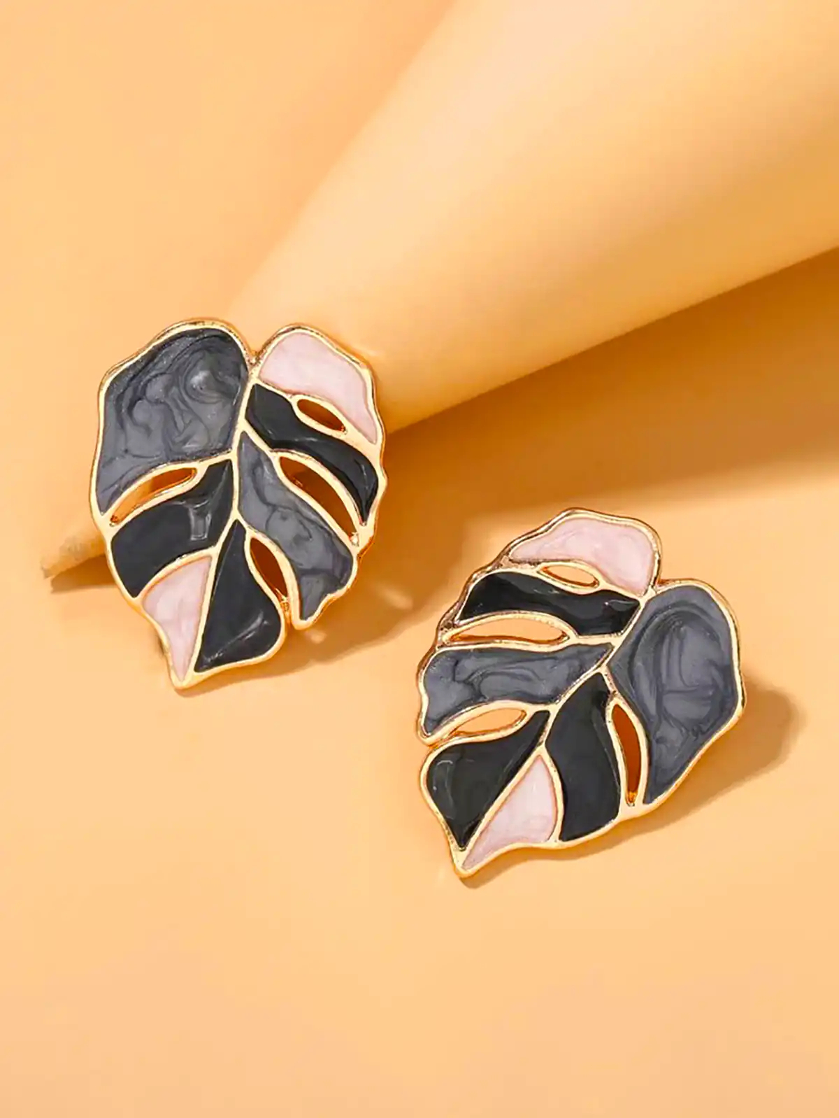 گوشواره لوکس و شیک 