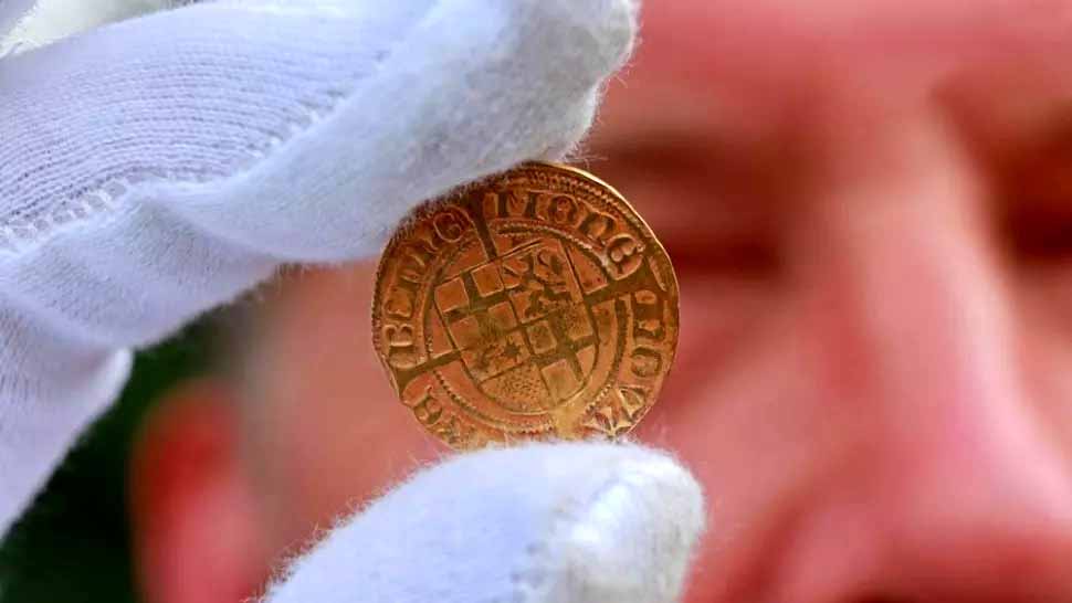 کسف سکه 500 ساله