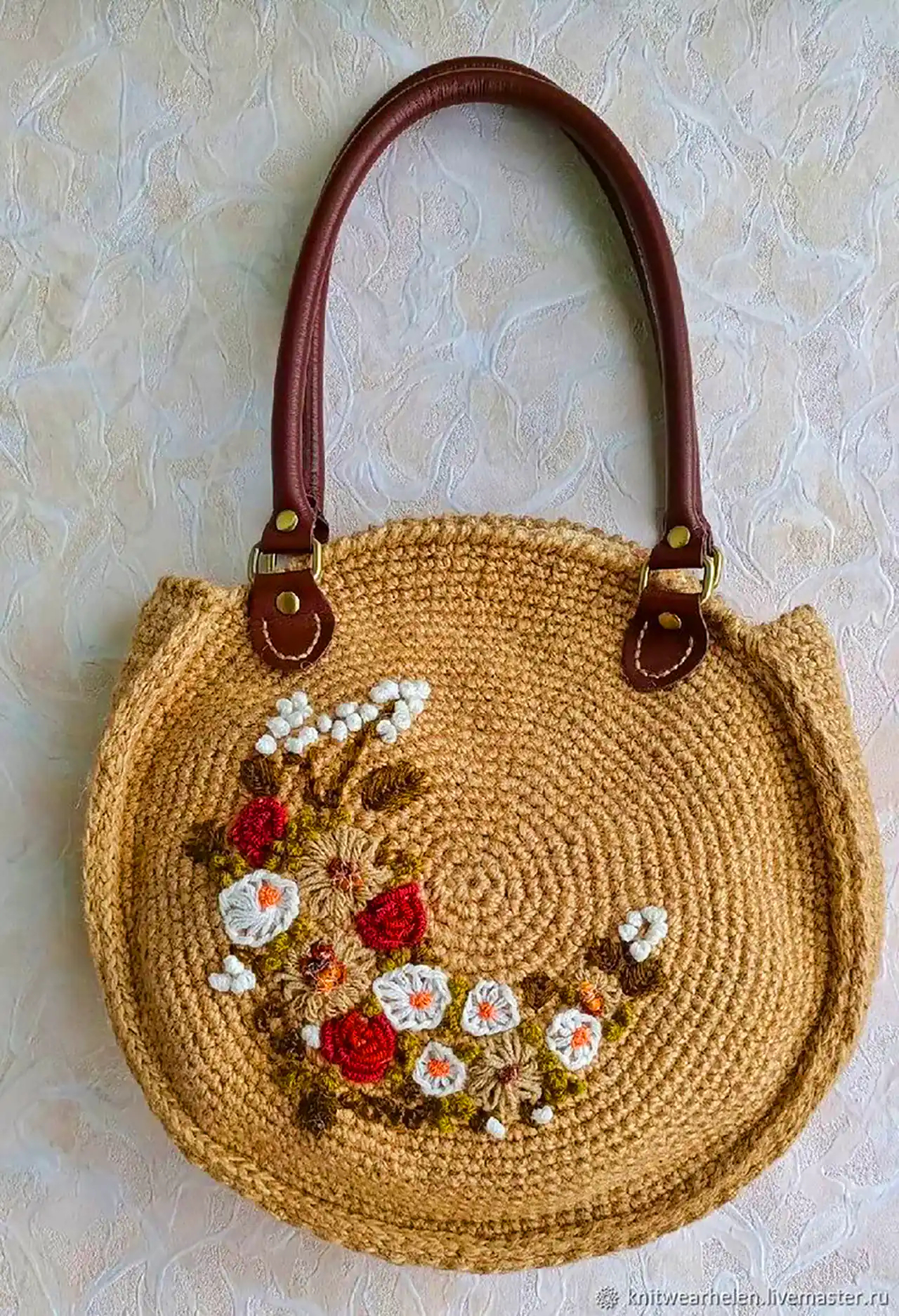 کیف حصیری با گلدوزی شیک