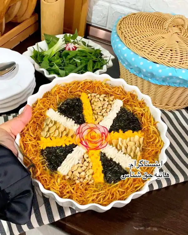 تزیین غذا و سفره آرایی