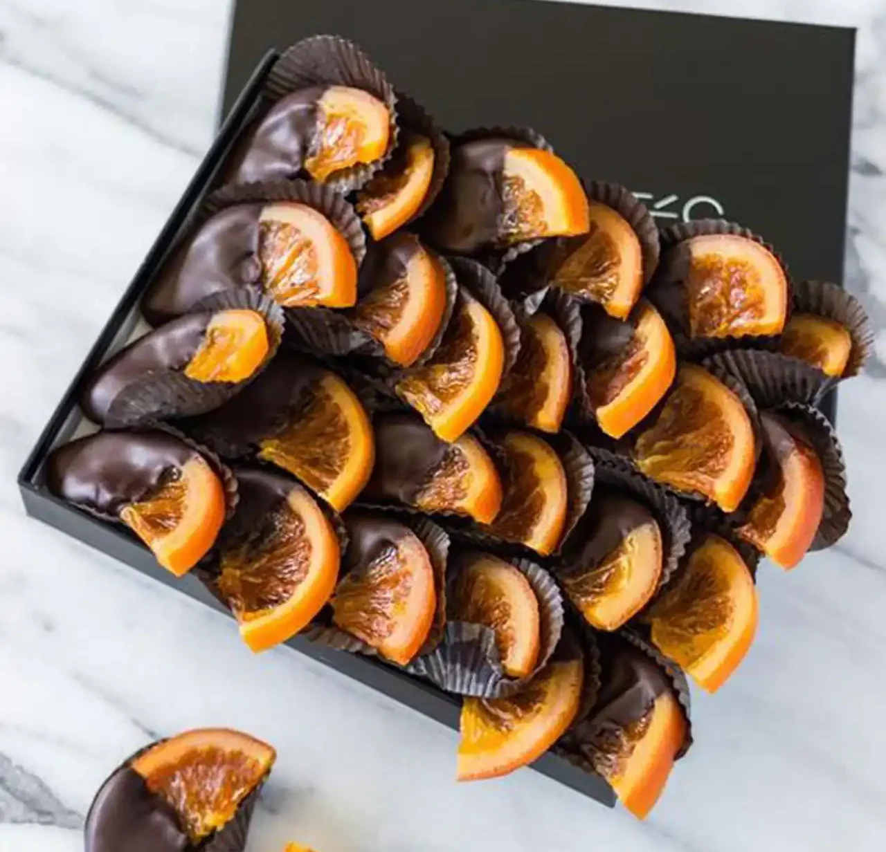 تزیین پرتقال شب یلدا + زیباترین دیزاین ها برای تزیین پرتقال شب یلدای امسال