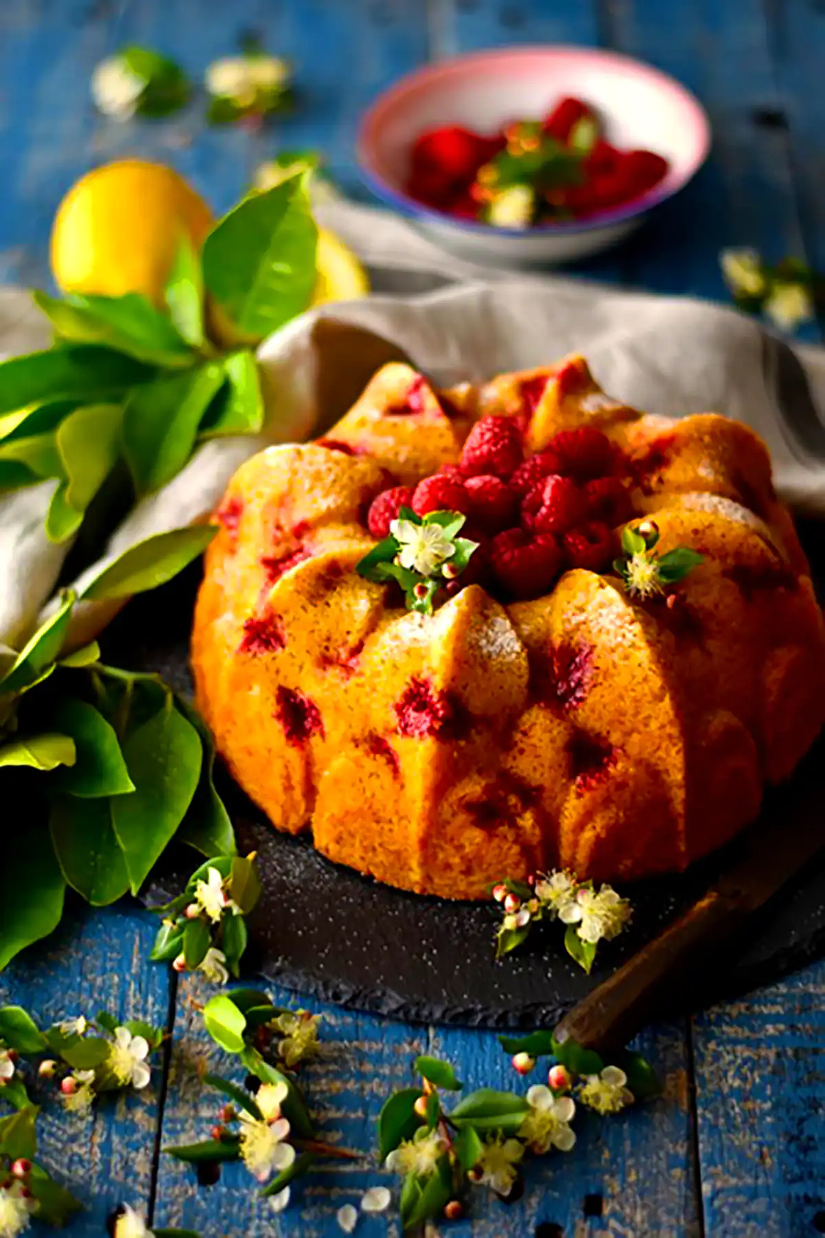 دیزاین کیک وانیلی خونگی