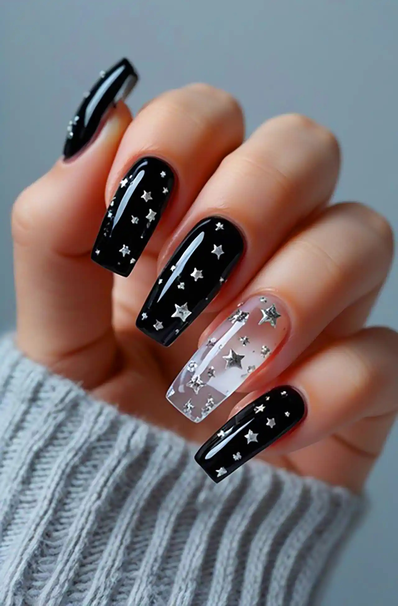 دیزاین ناخن باکلاس مشکی