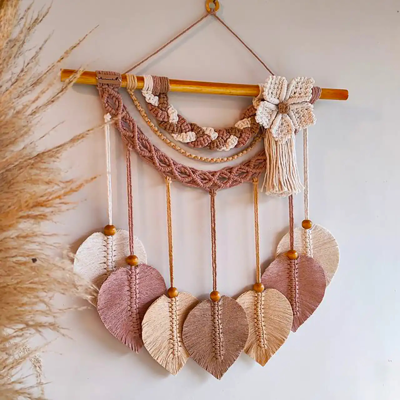 دیوارکوب مکرومه برگی