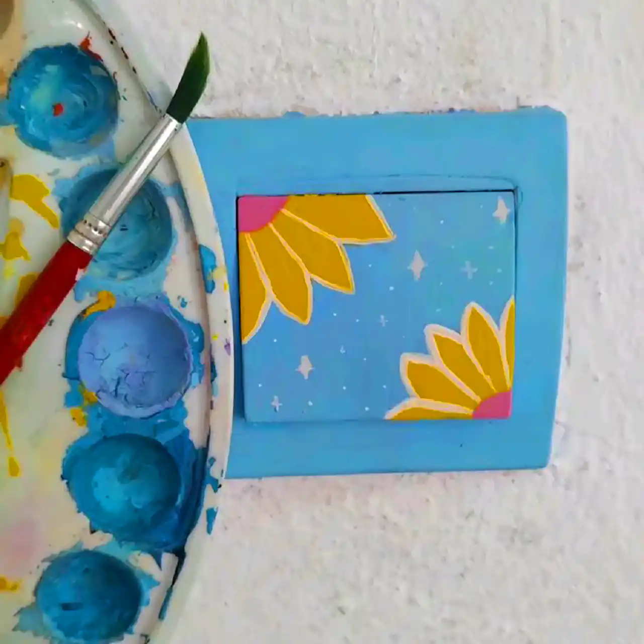 نقاشی روی کلید و پریز