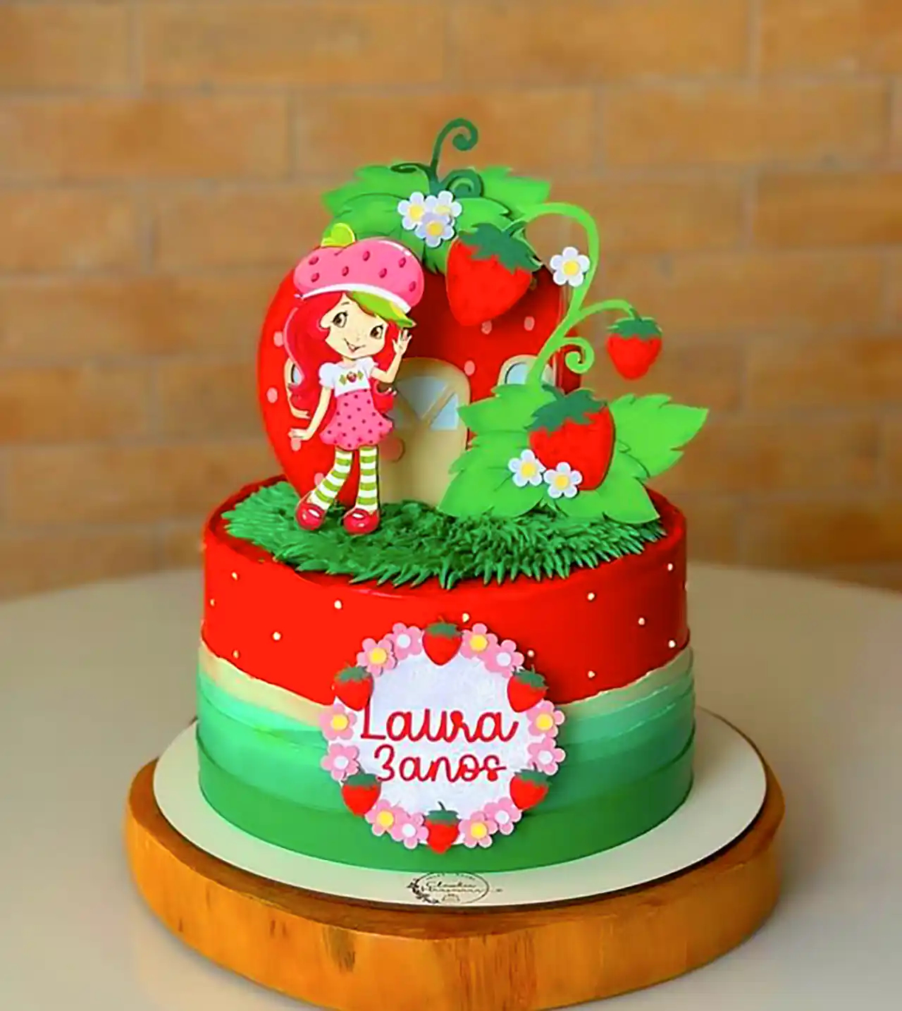 کیک تولد دخترتوت فرنگی