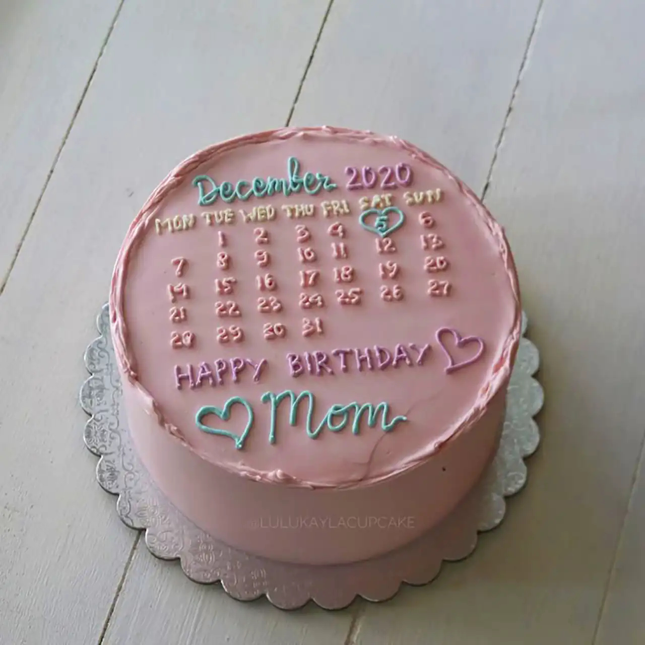 کیک تولد تقویم دار