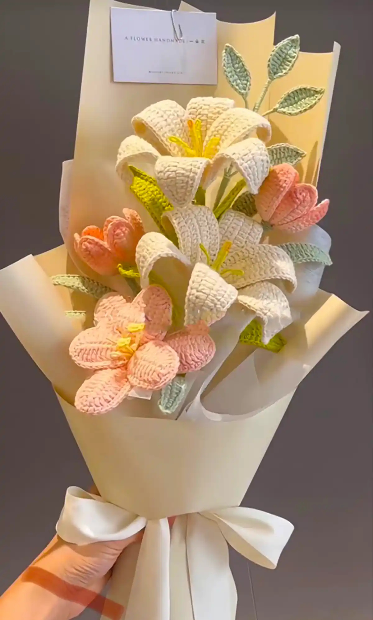 دسته گل بافتنی جذاب و زیبا