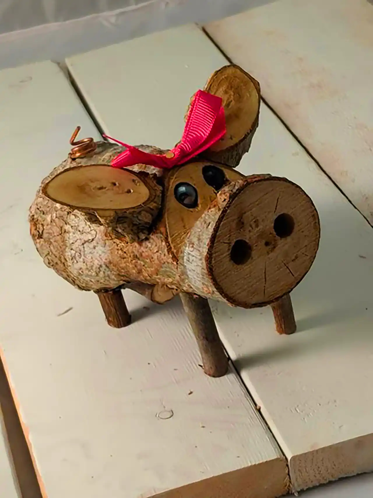 دکوری چوبی دستساز عروسکی