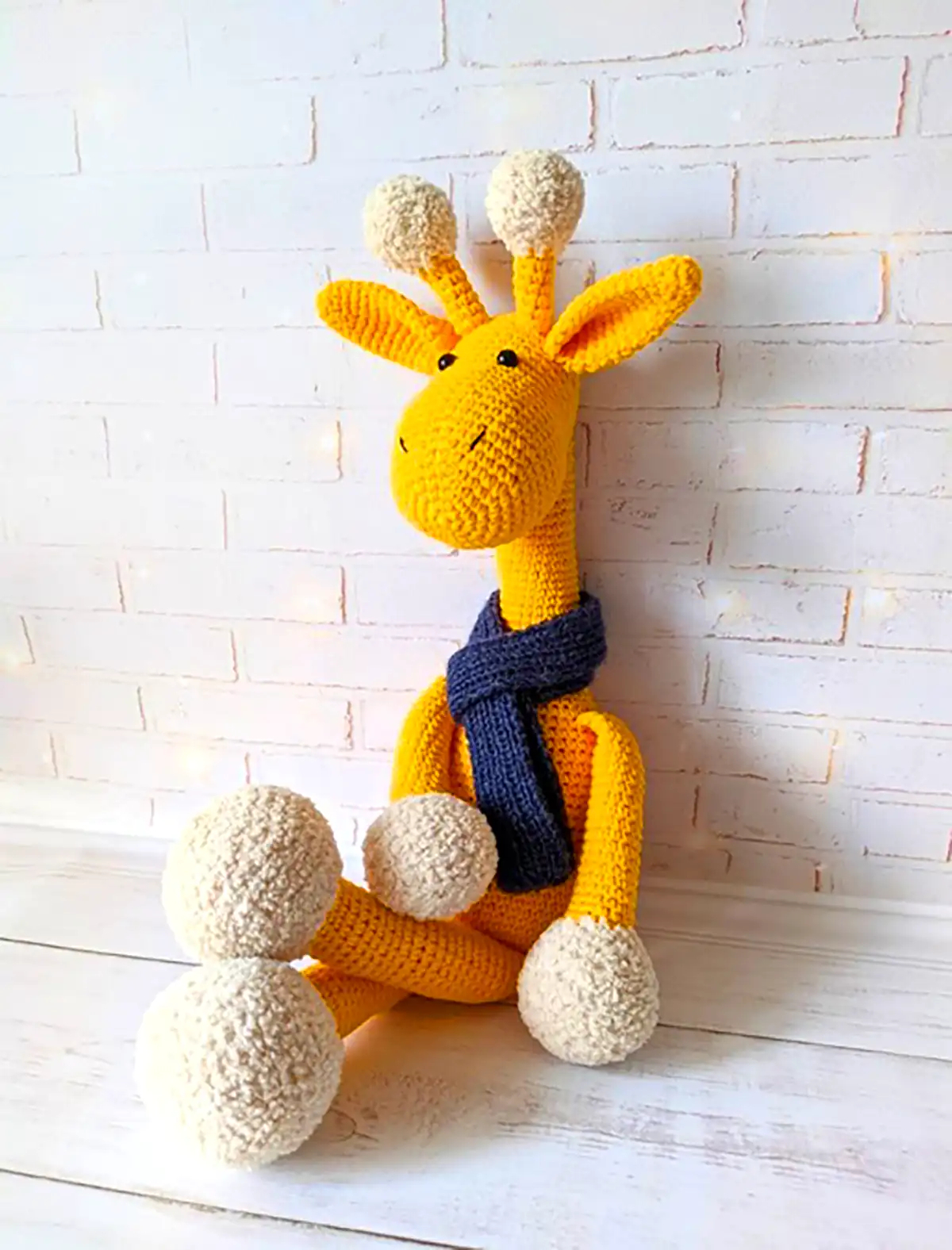 عروسک بافتنی زرافه دخترانه