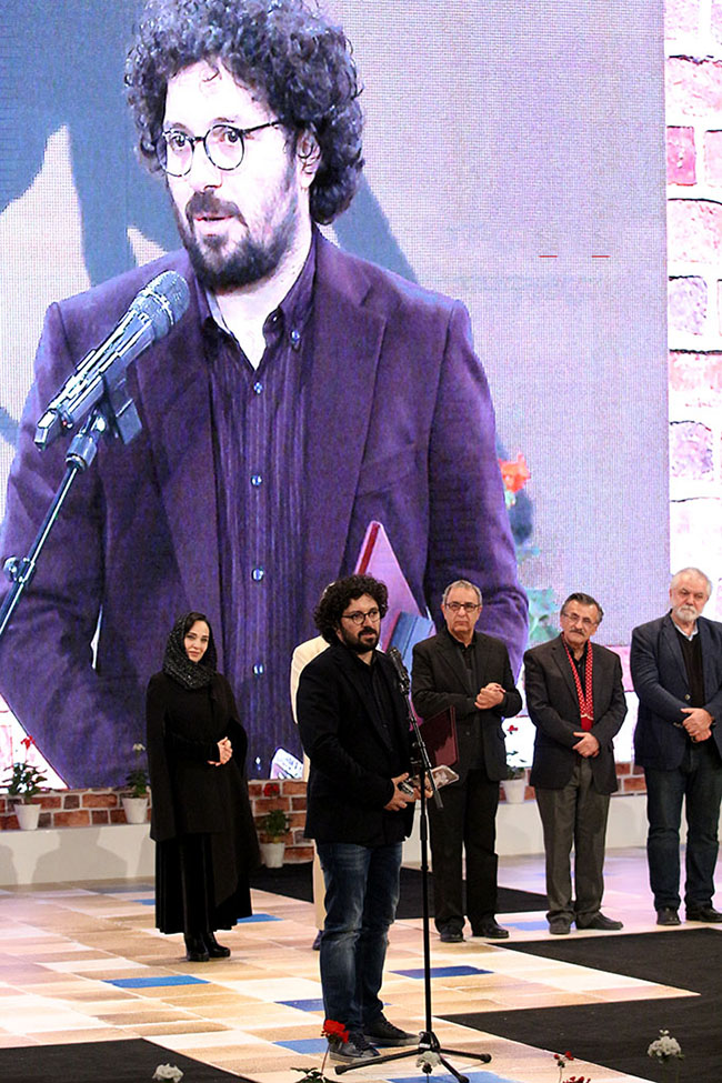 در اختتامیه جشنواره فیلم فجر ۳۵ چه گذشت؟+عکس
