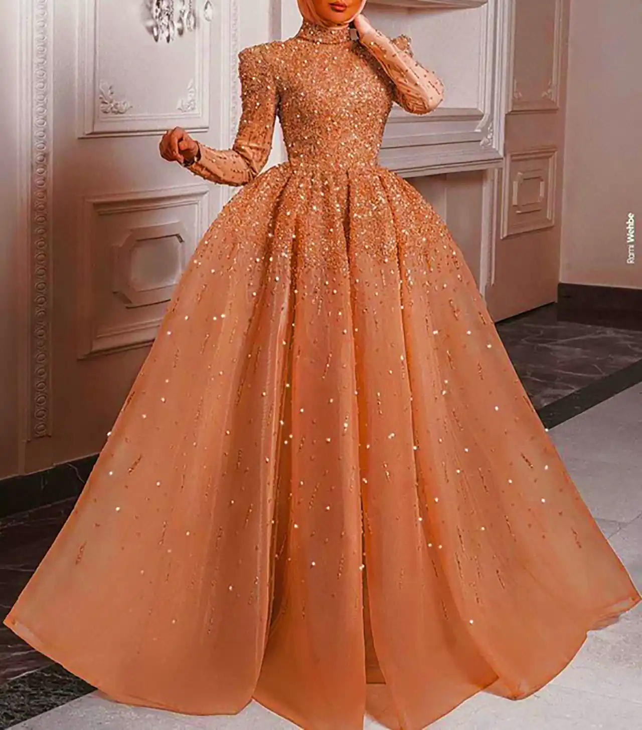 پیراهن عروس رنگی