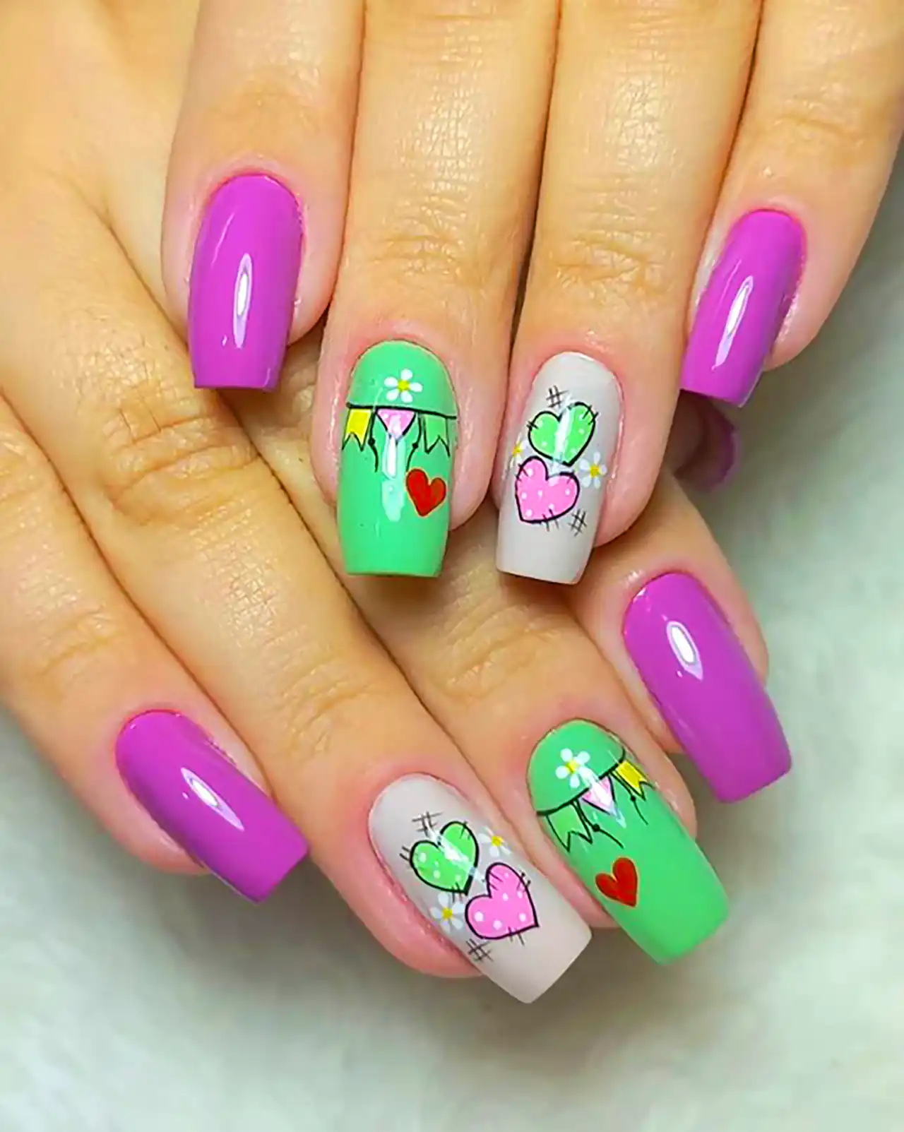 دیزاین ناخن فانتزی