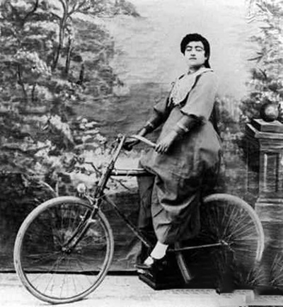 اولین دوچرخه سواران