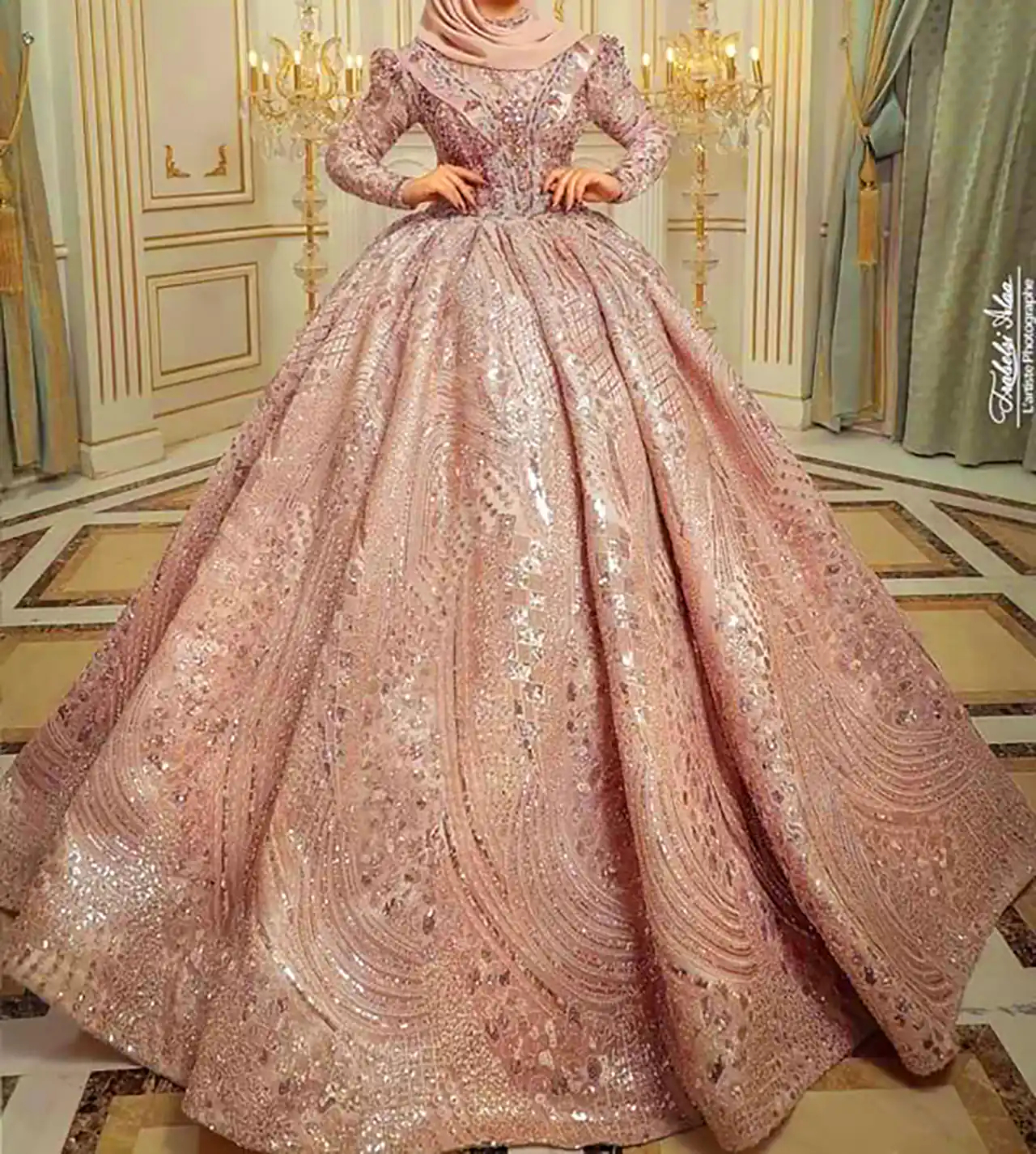 پیراهن عروس رنگی