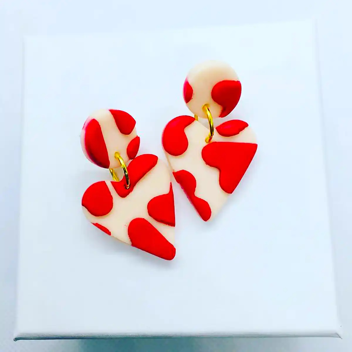 گوشواره فانتزی با طرح قلب