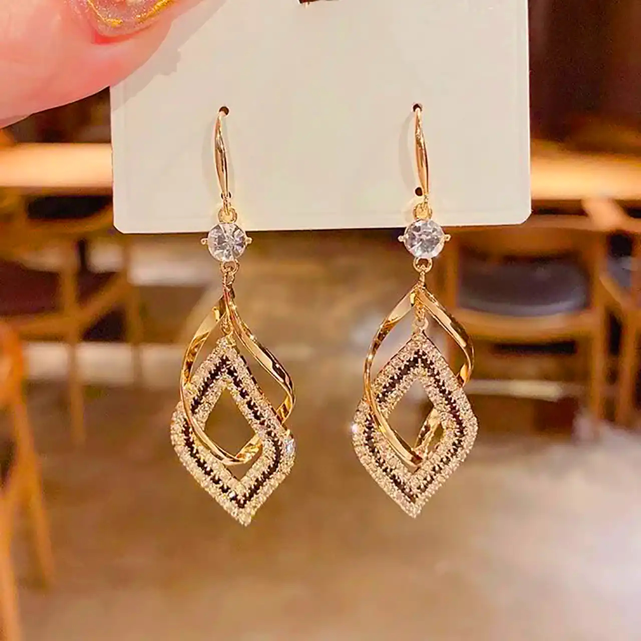 گوشواره زنانه زیبا