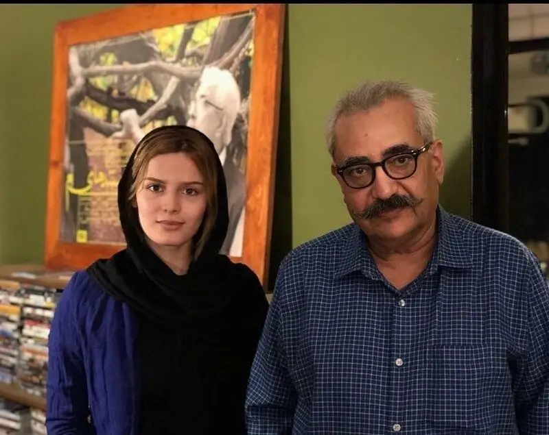 غزاله اکرمی
