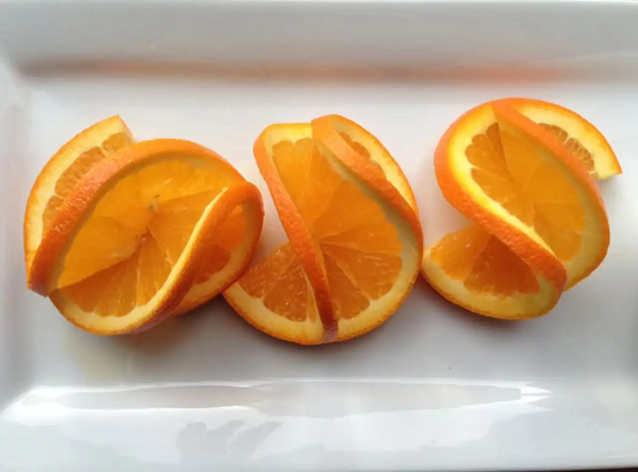 تزیین پرتقال شب یلدا + زیباترین دیزاین ها برای تزیین پرتقال شب یلدای امسال