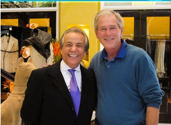 بیژن پاکزاد در کنار جورج بوش