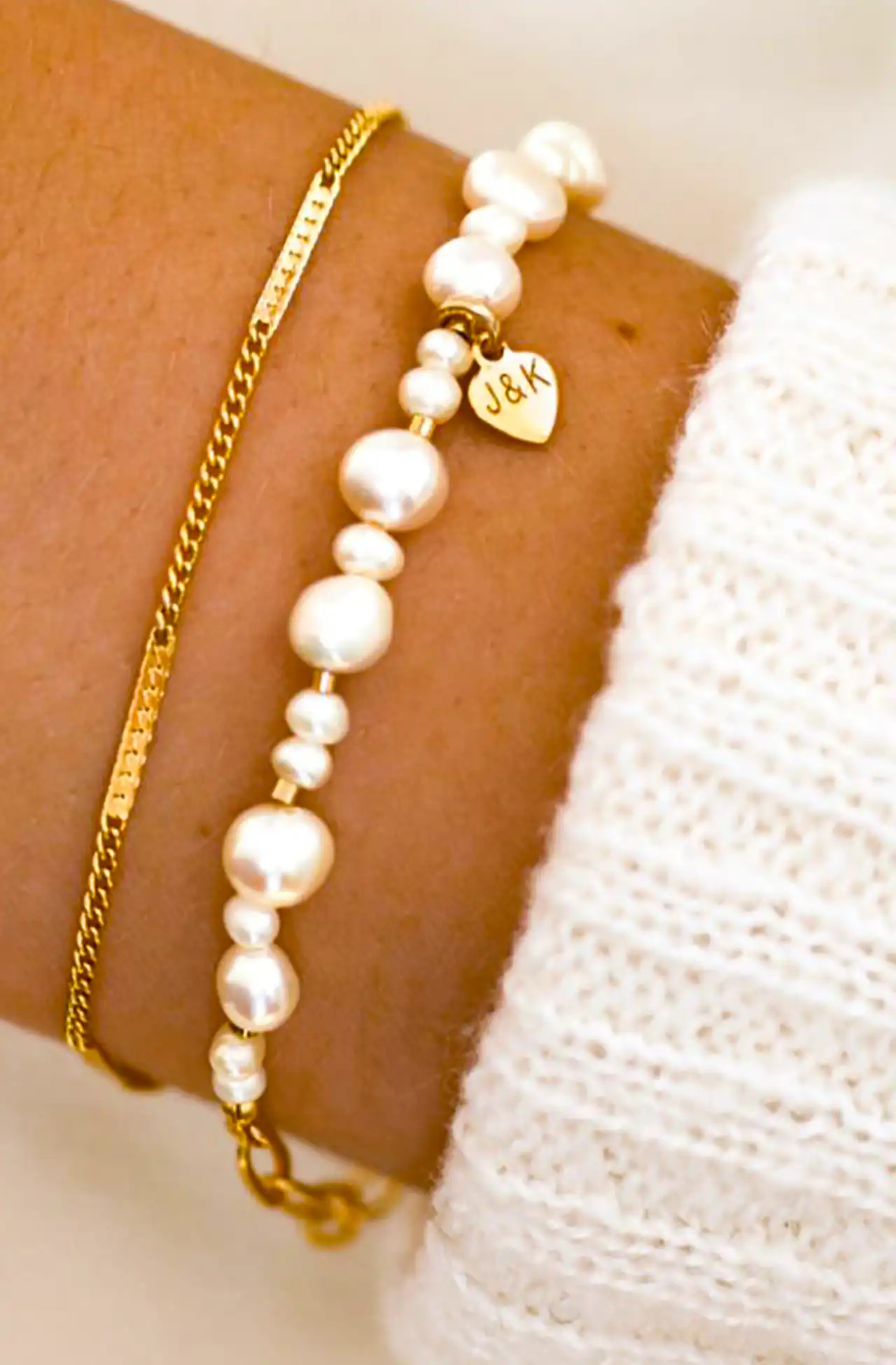 دستبند طلا مروارید زنانه