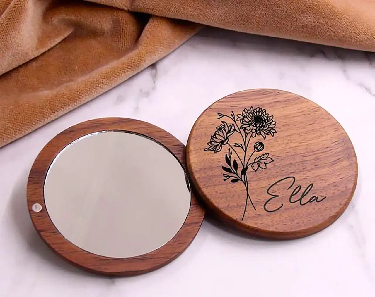 آینه دستی چوبی