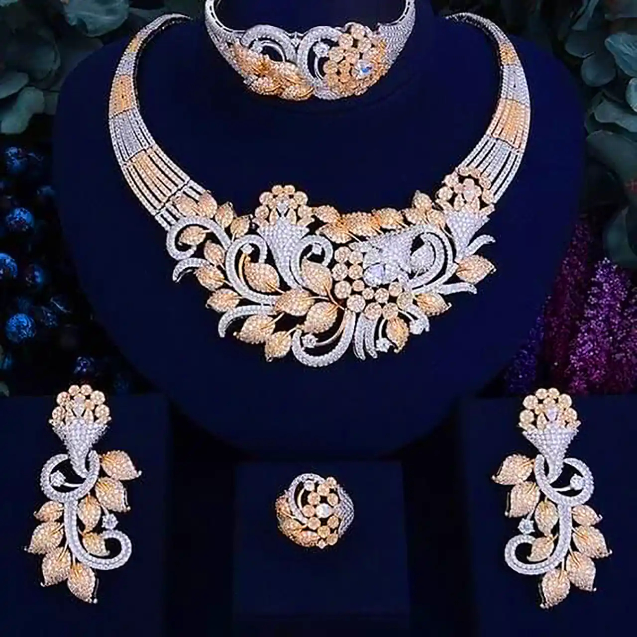 سرویس کامل جواهر لاکچری 