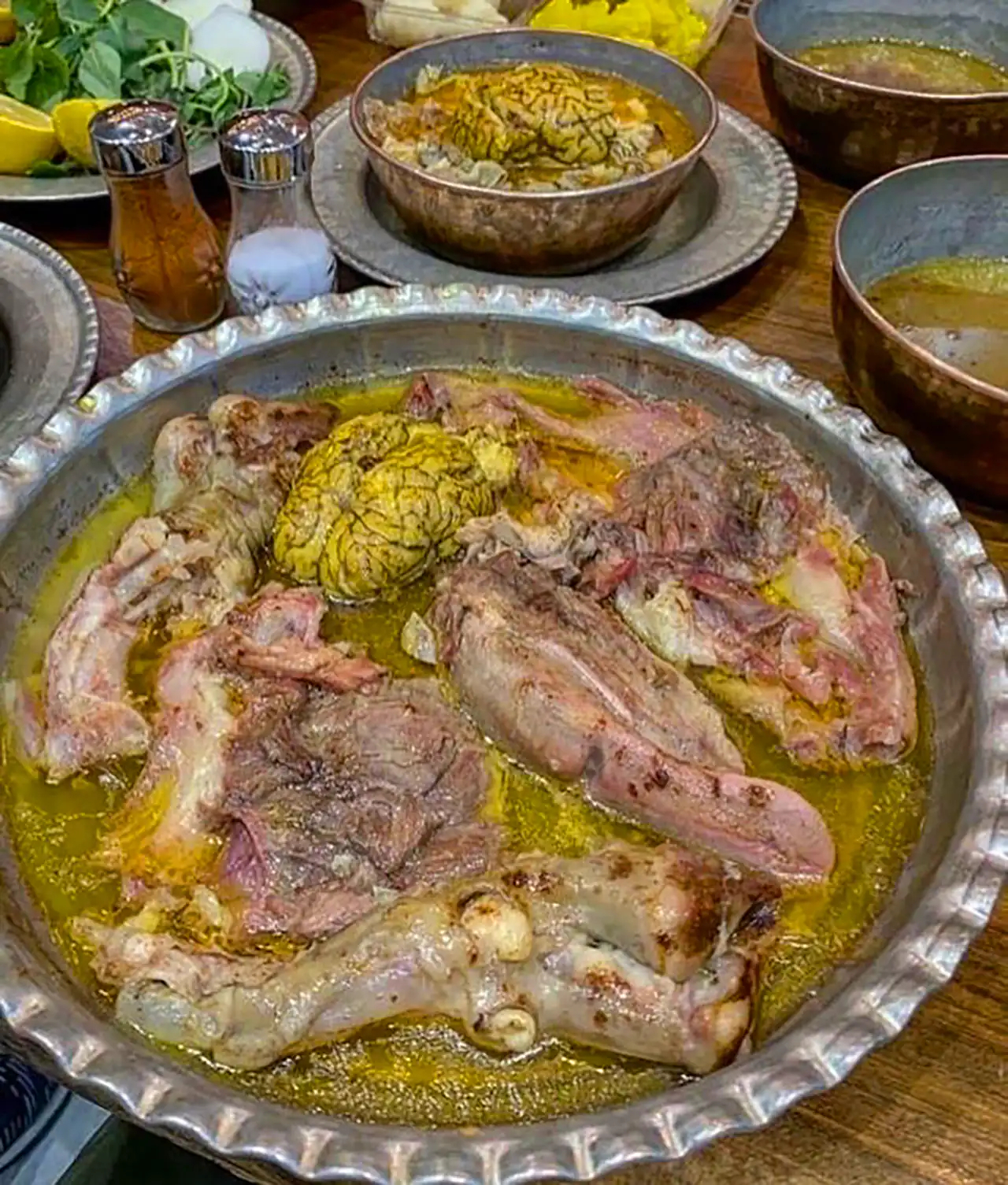 سرو کله پاچه سنتی