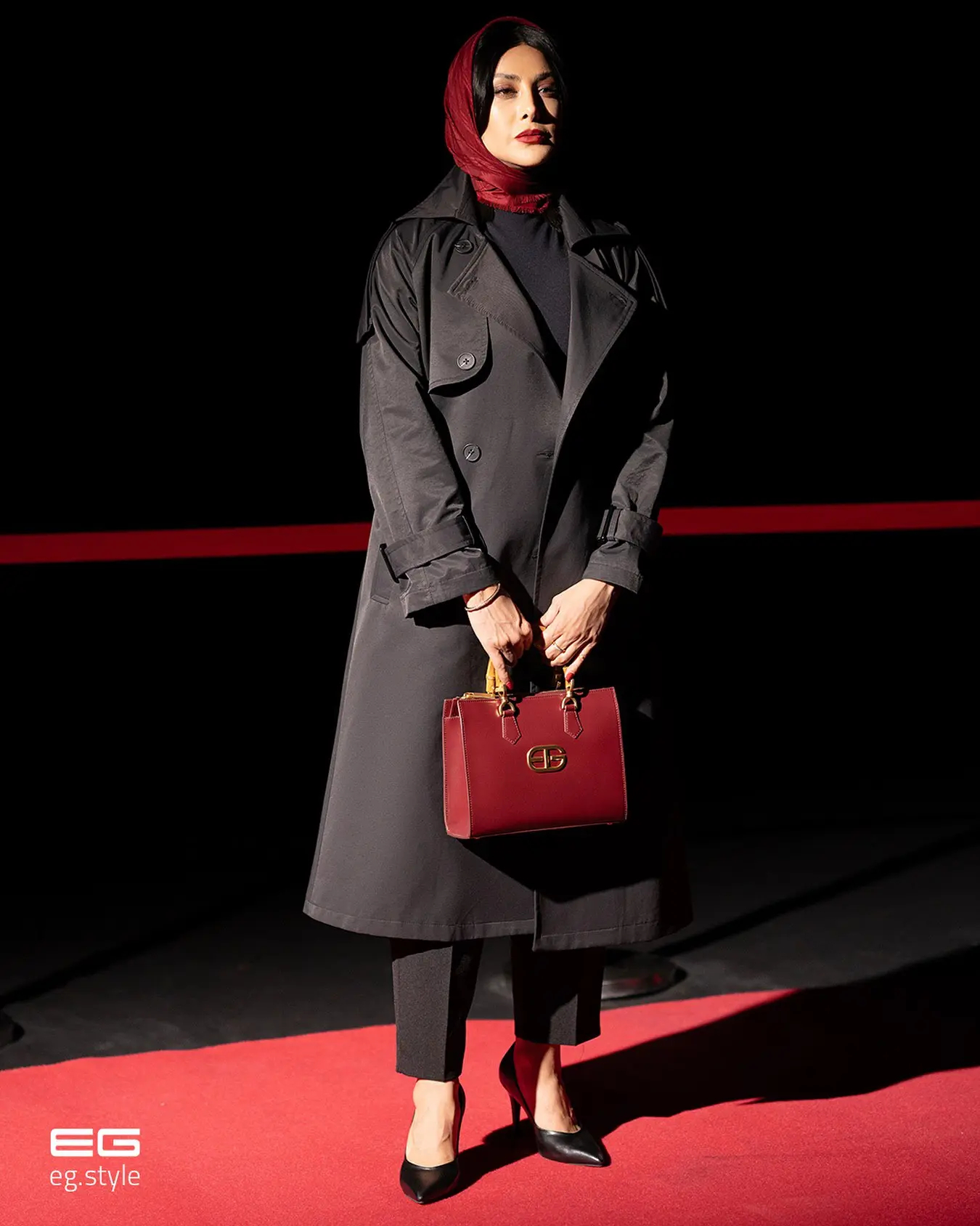 آزاده صمدی با کیف 50 میلیونی