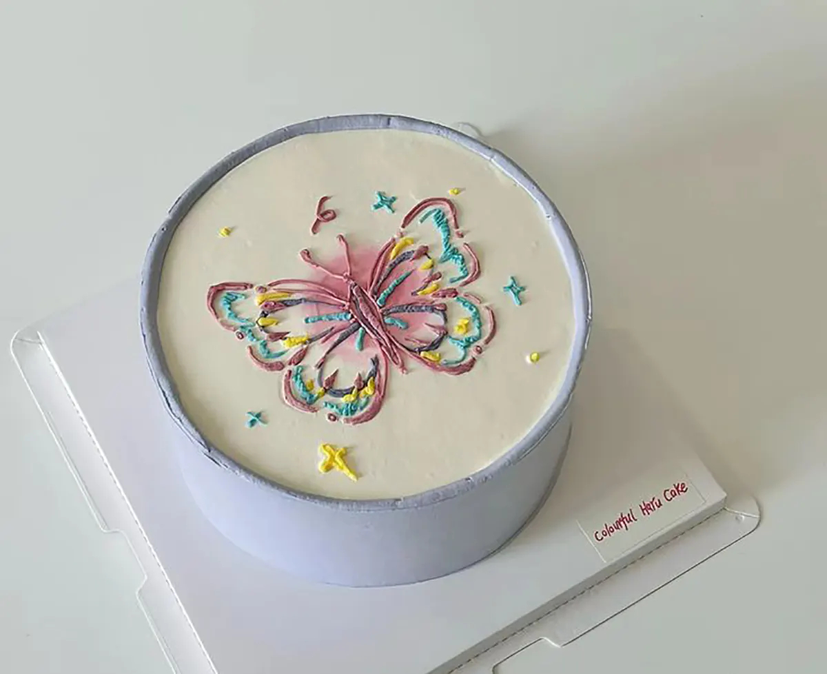 کیک پروانه ای بنفش کیک پروانه ای قرمز کیک پروانه ای رنگارنگ کیک تولد پروانه ای دخترانه کیک پروانه ای آبی