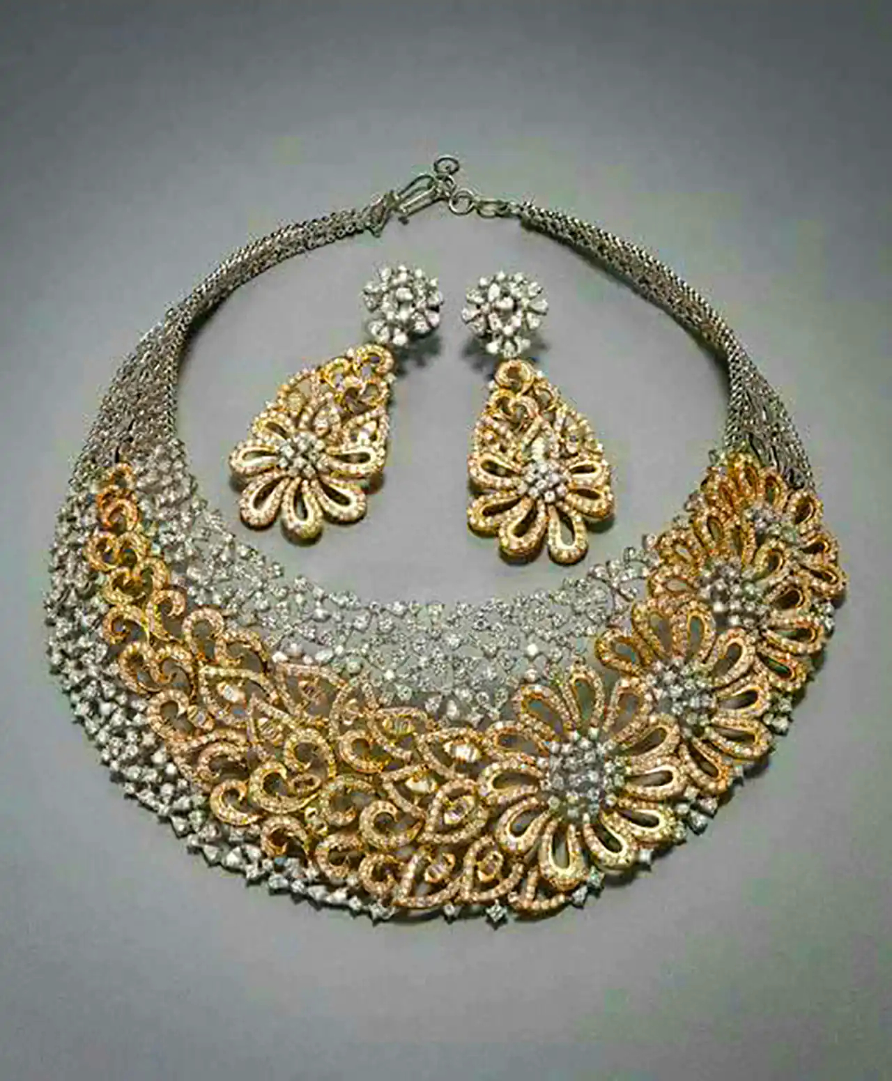 سرویس جواهر طلایی خاص و شیک 