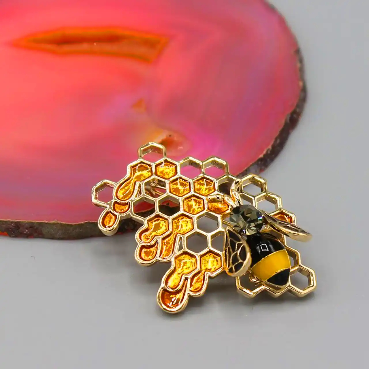 زیورآلات فانتزی طرح زنبوری 