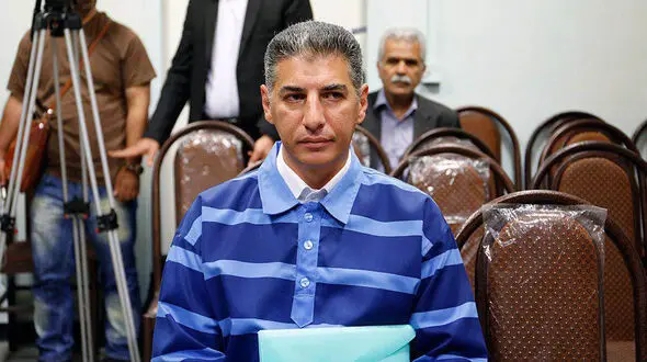 شکایت بابک زنجانی از وزیر و مسئولین وقت نفت / متهم: زنجانی می گفت ۴ وزیر و چند نماینده مجلس پشت من هستند