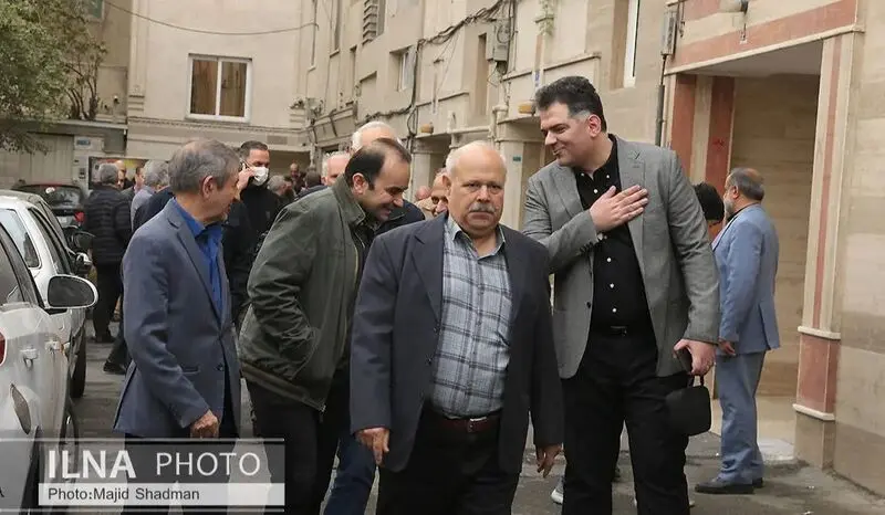 تشیع جنازه خواهر احمدی نژاد 