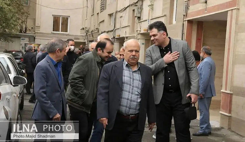 تشیع جنازه خواهر احمدی نژاد 