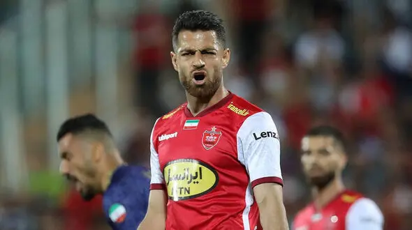 اقدام خیرخواهانه ستاره پرسپولیس در روزهای دوری از فوتبال / عکس