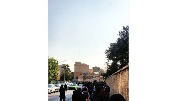 ممنوع الورودی یک ماهه برای دانشجویان ممنوع الوورد دانشگاه شریف / با دستور کمیته انضباطی دانشگاه