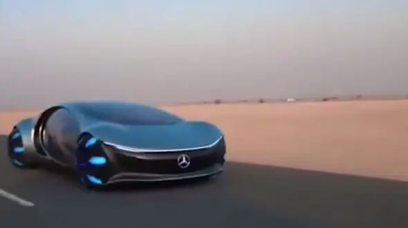 فیلم عجیب ترین ماشین بنر بدون فرمان ، دنده ، ترمز و پدال گاز !