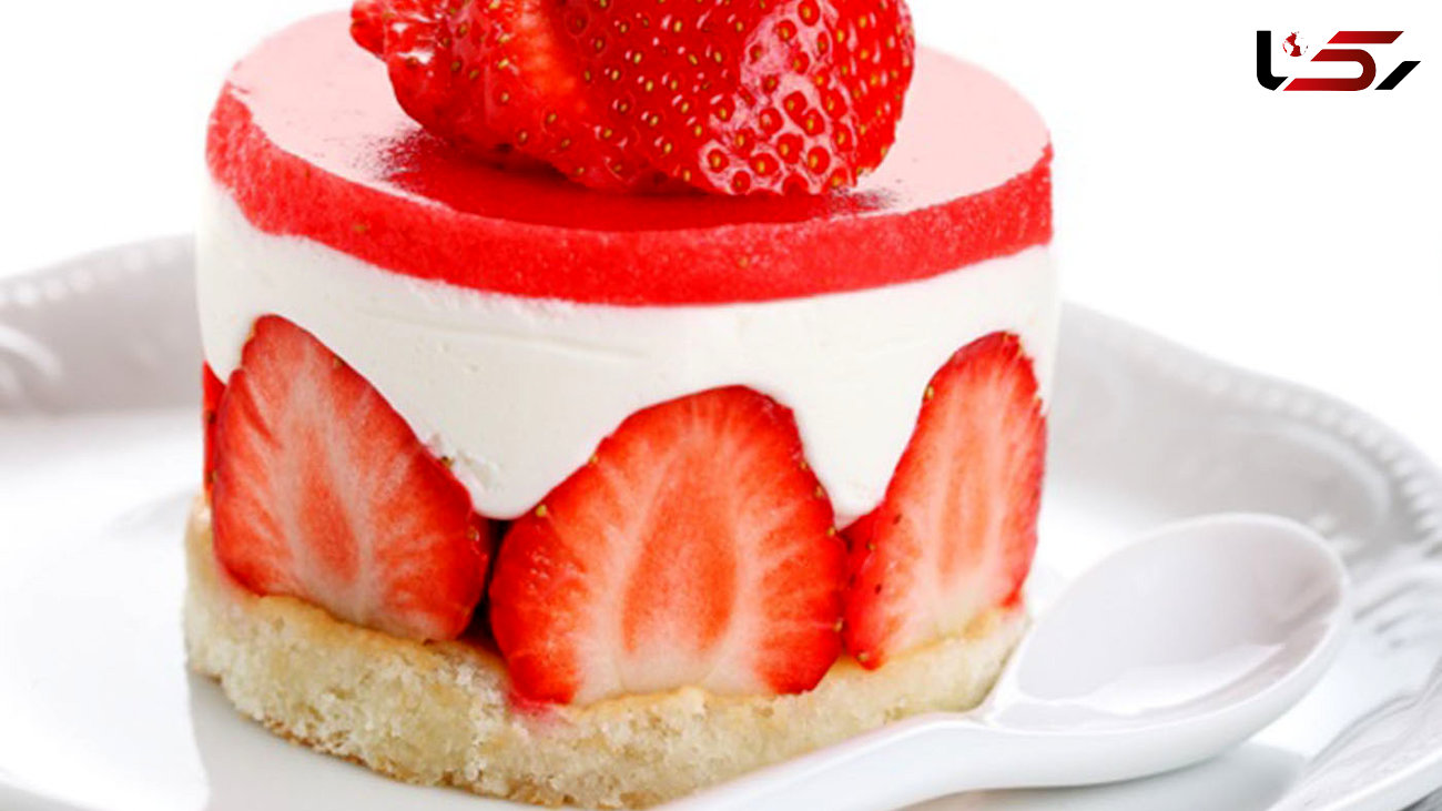  کیک اسفنجی توت فرنگی برای آخر هفته ای شیرینی +طرز تهیه