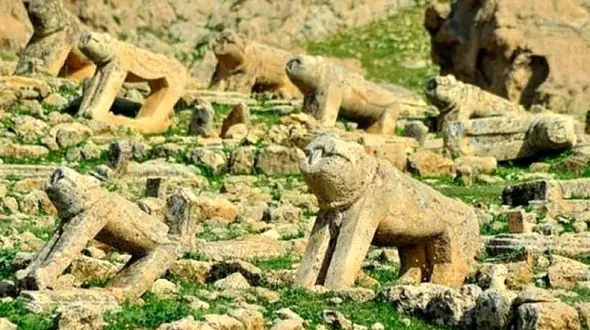 سرقت، قاچاق و استفاده در خانه های اشرافی تهران؛ سرنوشت تلخ شیرهای سنگی خوزستان