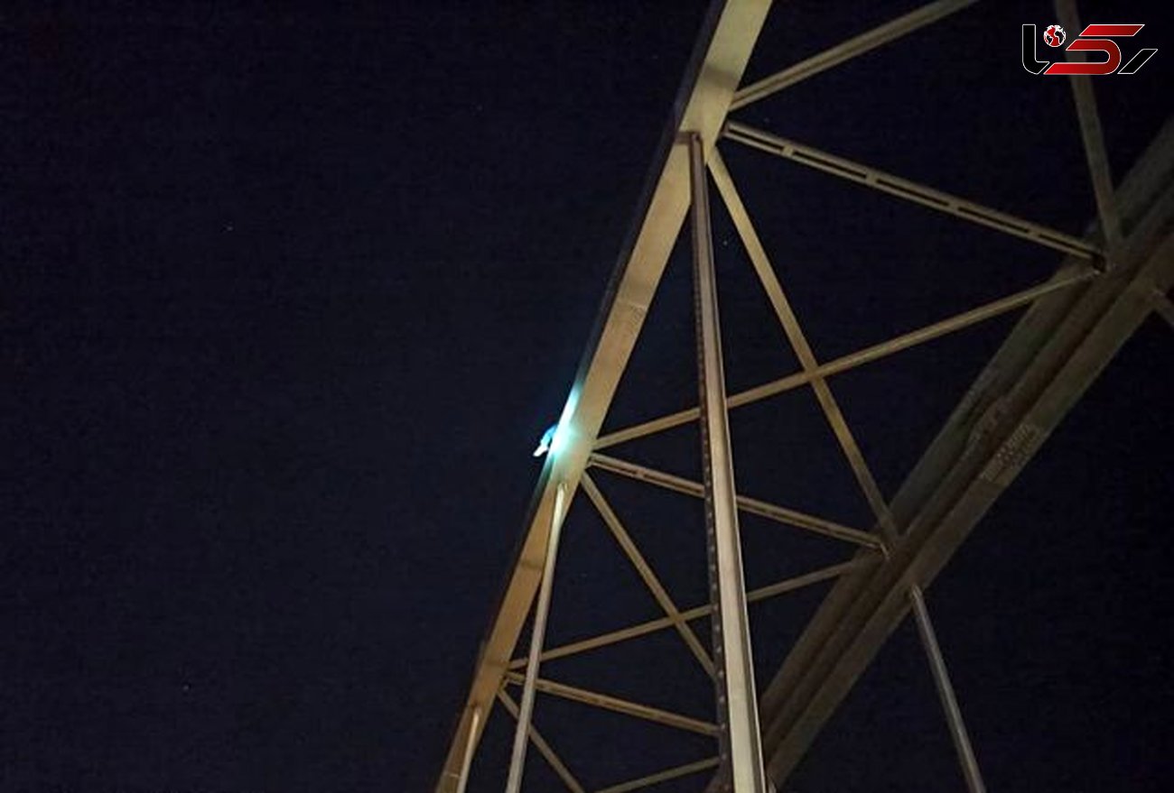 5 عکس از خودکشی جوان 27 ساله از روی پل هلالی اهواز 