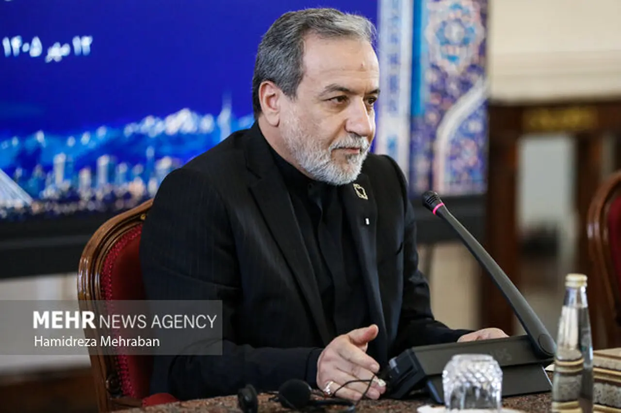 عراقچی: ایران آماده دیپلماسی است؛ پاسخ به گزینه نظامی محکم تر خواهد بود