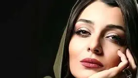 عکس ها / نگاهی به خانه  پُر از عتیقه جات ساره بیات /  از آینه کنده کاری شده با کاسه بشقاب گران قیمت و قدیمی