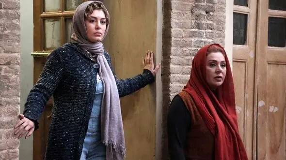 سحر قریشی و‌نسرین‌ مقانلو در  عکس  رونالدو