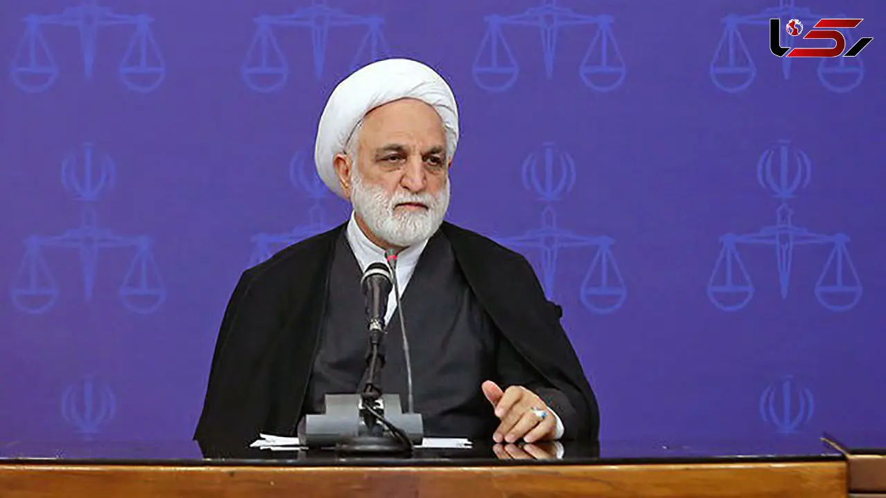 سقف پرداخت مبلغ پاداش‌ها به گزارشگران فساد مشخص شد/ فرار طاغوت از کشور ما یک عبرت تاریخی است