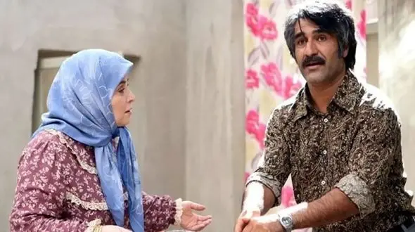 فیلم  ماشین لوکس و هوش پران پژمان جمشیدی ! /  فریبرز سریال زیرخاکی به گنج میلیاردی رسید !