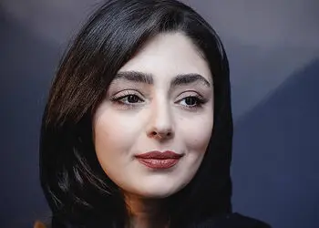 هستی مهدوی فر خانم بازیگر مشهور به ایران برگشت