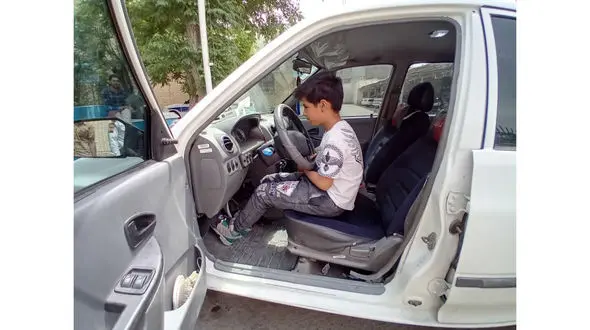 توقیف پراید پس از انتشار ویدئوی رانندگی کودک 12 ساله + فیلم 