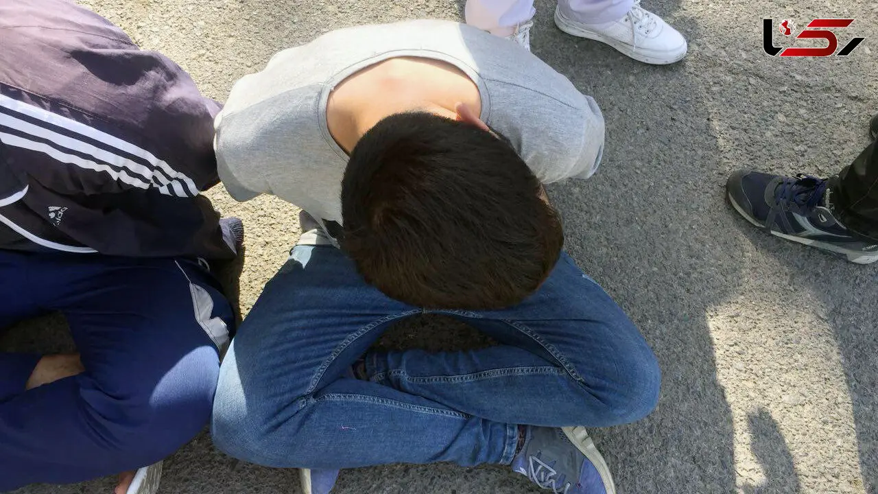 وقتی اسلحه را در خانه مجردی بیرون کشیدم او به ناچار تسلیم شد + فیلم  گفتگو و عکس