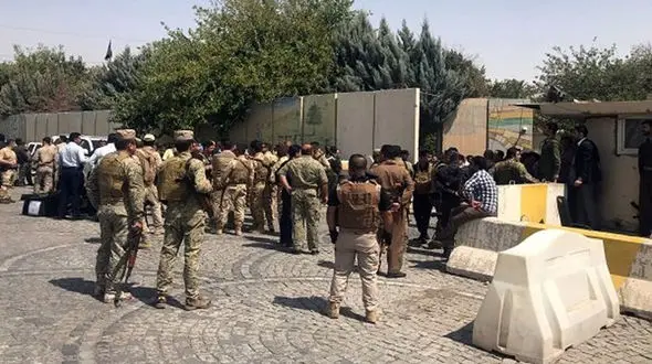 جزئیات گروکانگیری در استانداری اربیل / 3 گروگانگیر کشته شدند + عکس